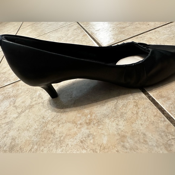 Rockport Kalila Gather Pump - Picture 10 of 11